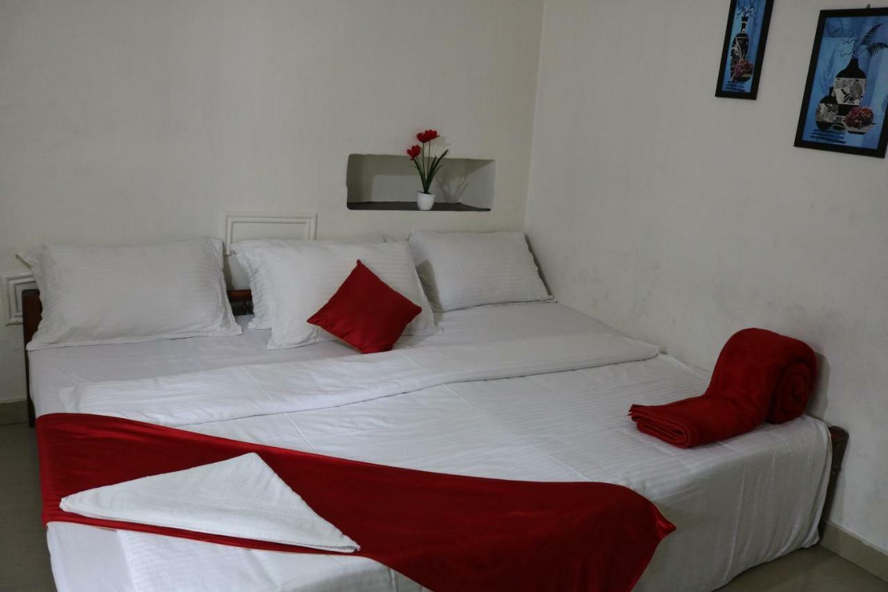 Marayoor Holidays Maraiyur Екстер'єр фото
